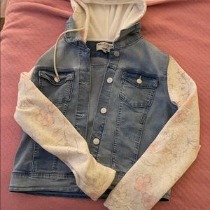 Cozy Hoodie with with Jean material